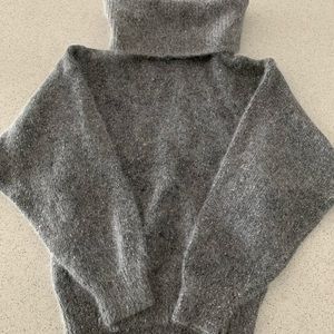 Silk/angora/lambswool sweater